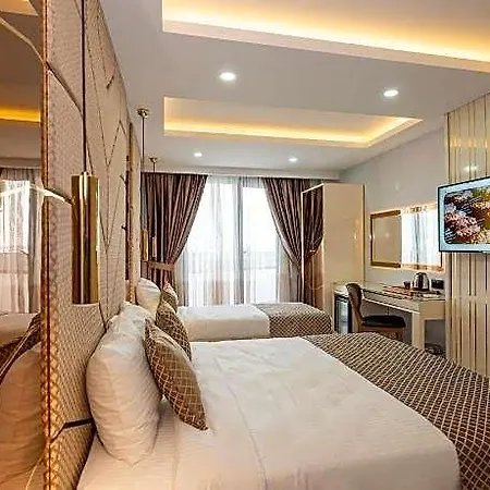Luxury Airport By Zazzoni-istanbul Airport ホテル 3*